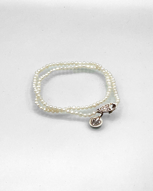 White Pearl Choker