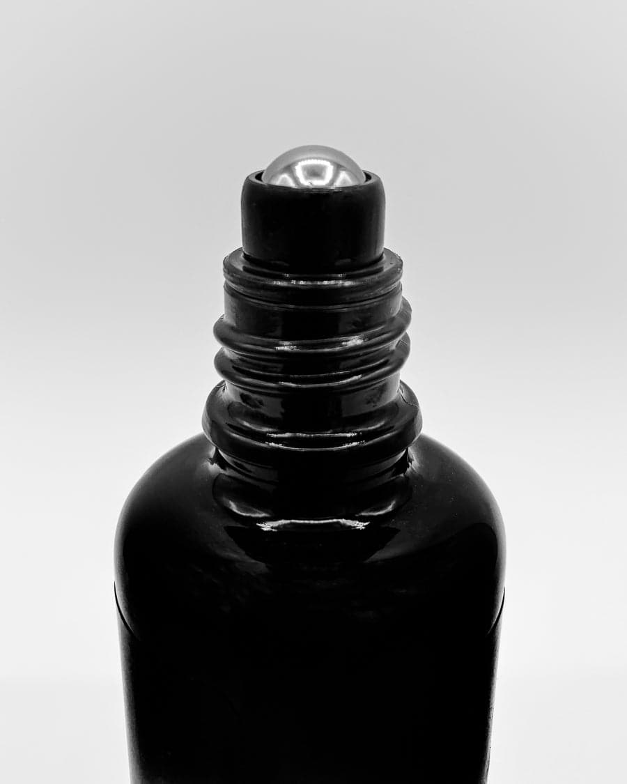 Premium Solstice Men's Fragrance - Exquisite Scent - Rollerball Applicator