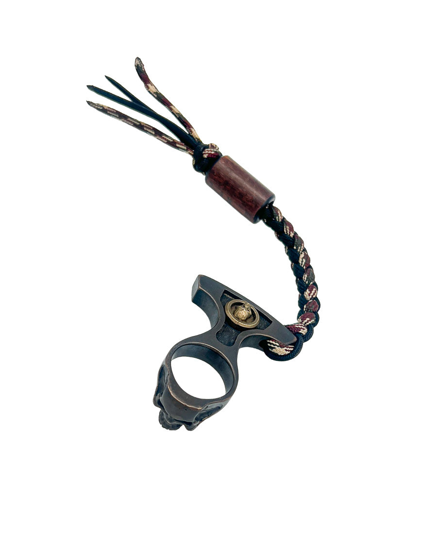Obsidian Edge Cast Skull Knuckle Display Object — 3.5 oz
