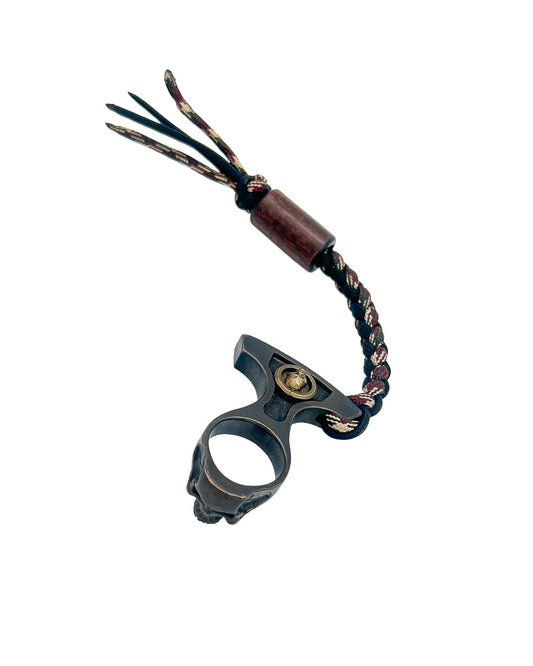 Obsidian Edge Cast Skull Knuckle Display Object — 3.5 oz