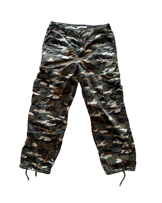 Dark Camo 29x30 Mens Levis Cargo Pants with Ankle Ties
