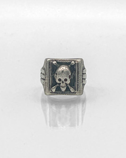 Skull & Crossbones in Sterling Silver