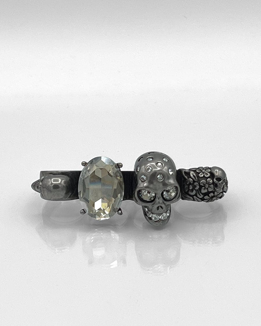 knuckle duster skulls Swarovski crystal gunmetal finish- Alexander McQueen