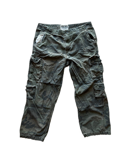Medium Camo 38x30 Mens No BoundariesCargo Pants