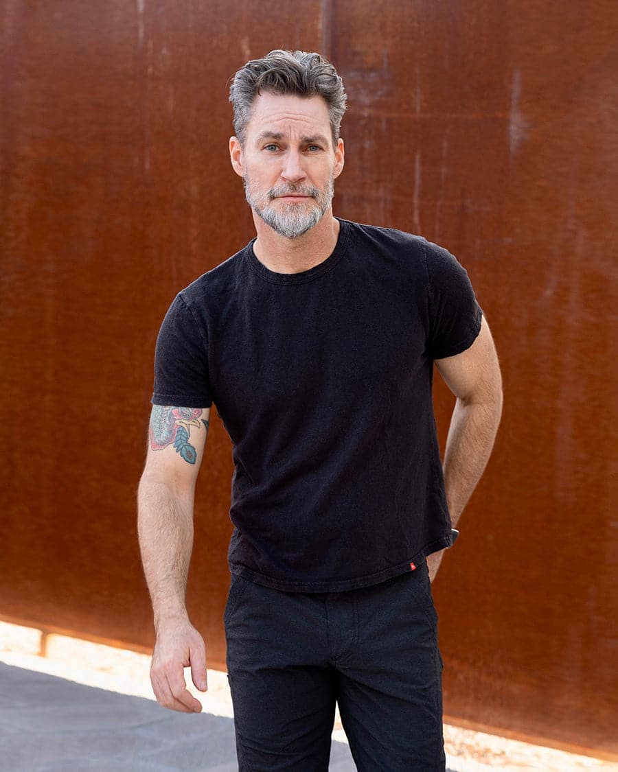 Versatile Hemp Tee for Men - Sustainable Style